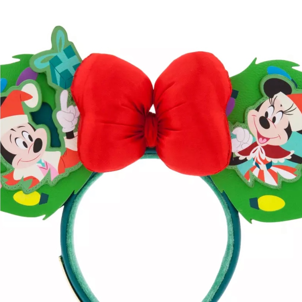 NWT DISNEY PARKS OFFICIAL LOUNGEFLY XMAS EARS